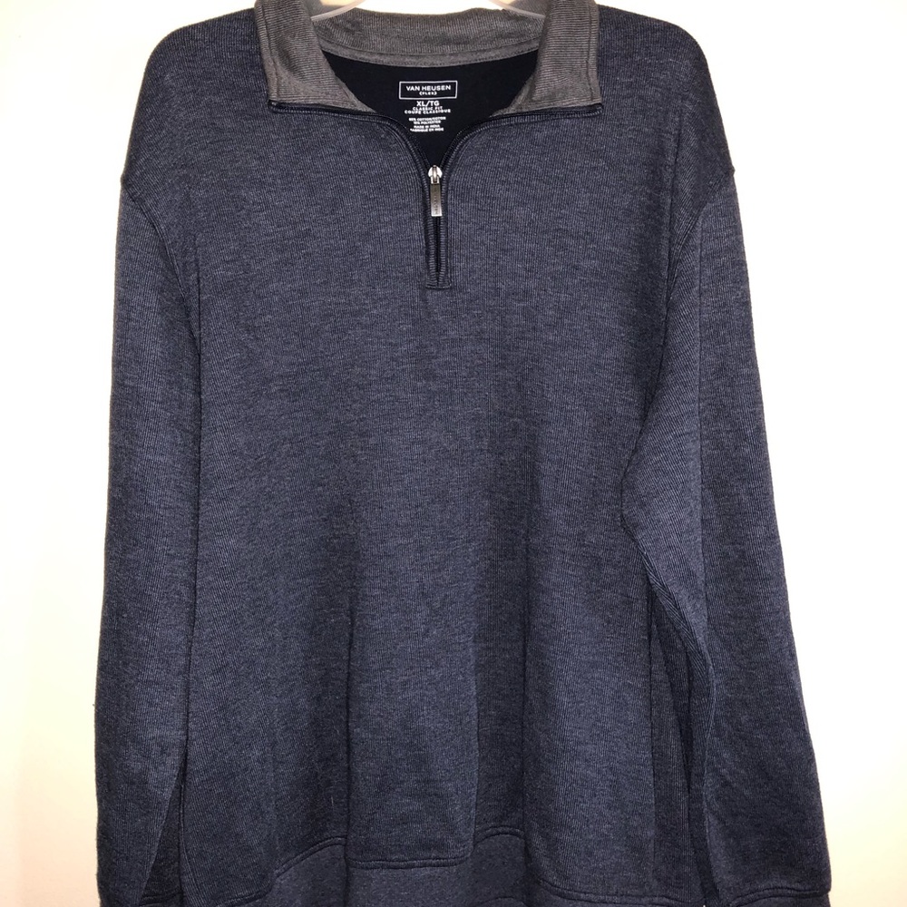 Long sleeve half zip pullover